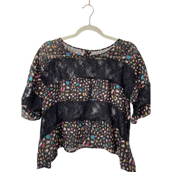 Material Girl Black Lace Short Sleeve Sheer Cropped Top Medium - Picture 7 of 7